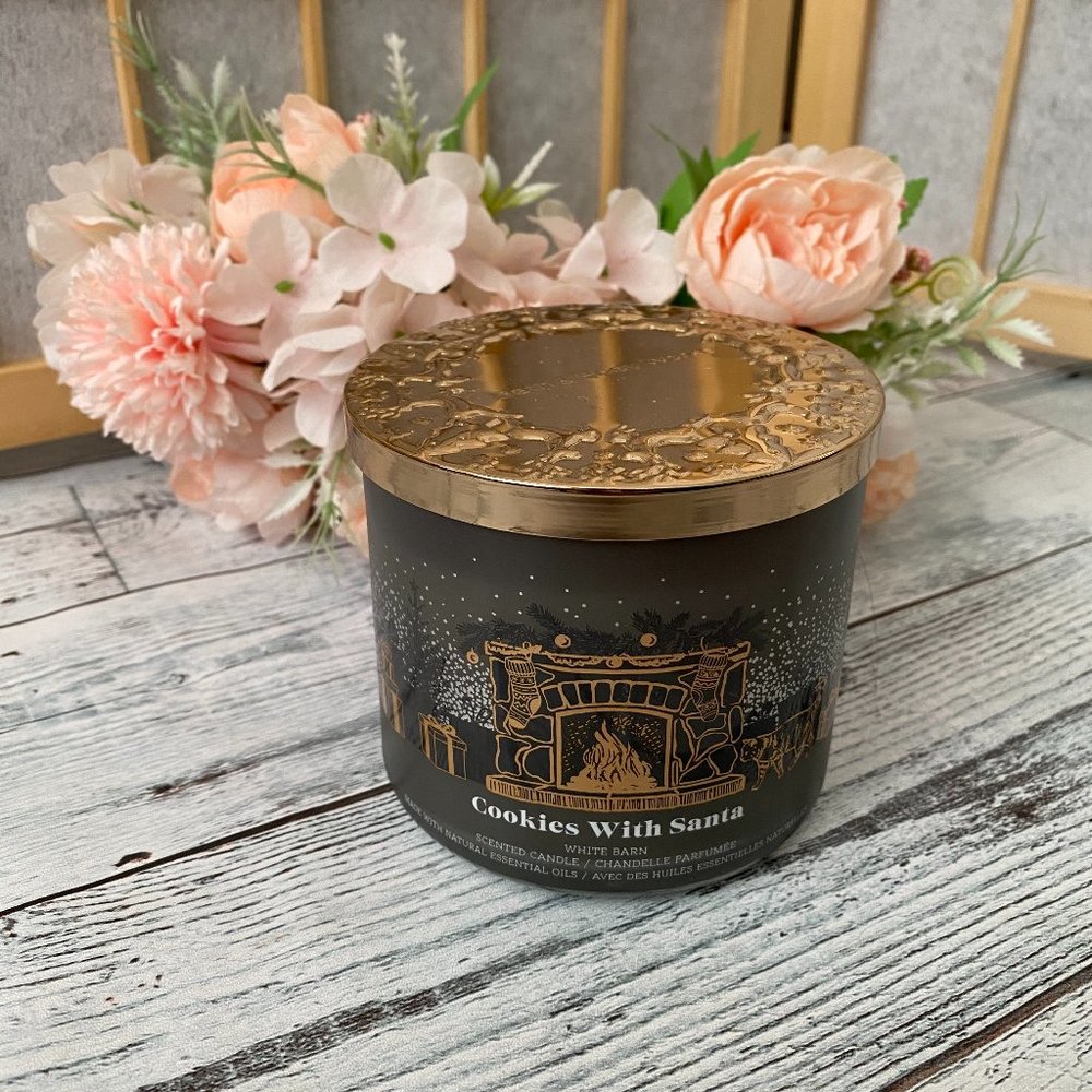 Bath and Body Cookies with Santa 3 Wick Candle